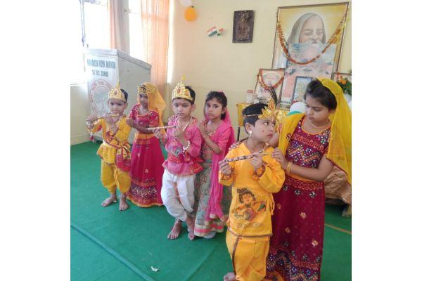 Janmashtami festival celebrated with enthusiasm in Maharishi Vidya Mandir Gurugram.

